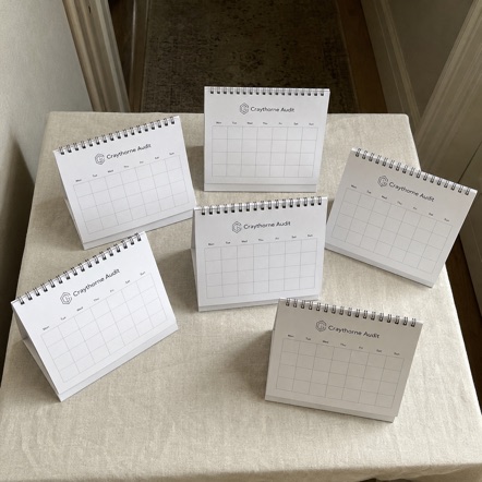 Custom printed desk calendars in bulk